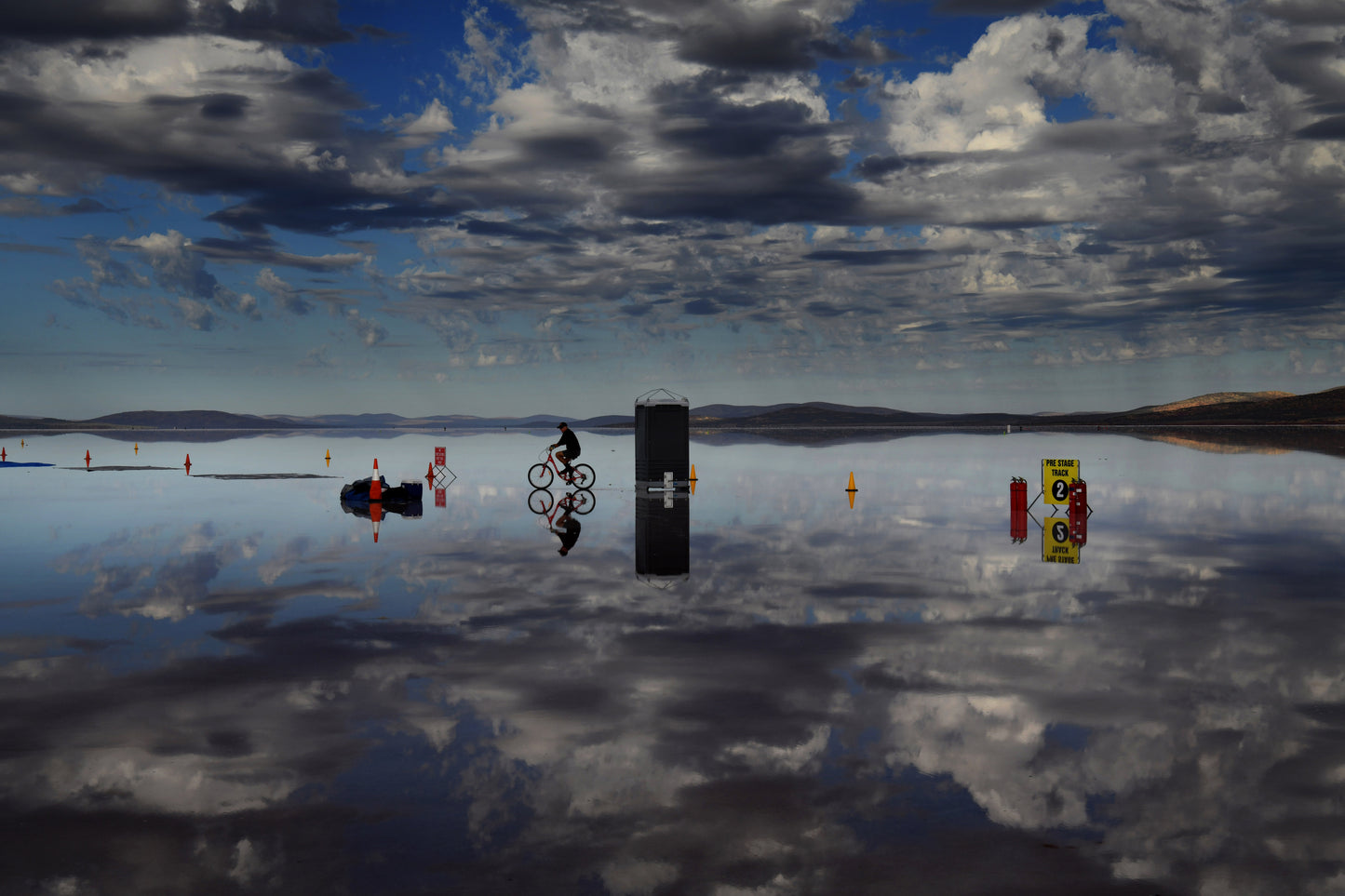 Lake Gairdner by Dean Sewell